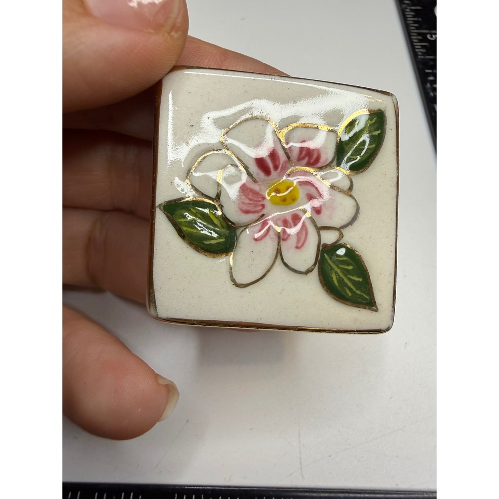 Hand Painted Ceramic Tile Flower Brooch Gold Tone Outline Square Floral Pin